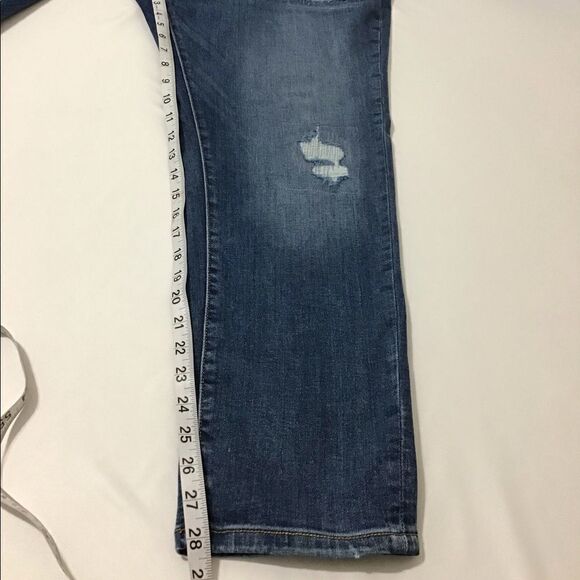 Universal Thread Distressed Straight Leg Jeans - Picture 6 of 10